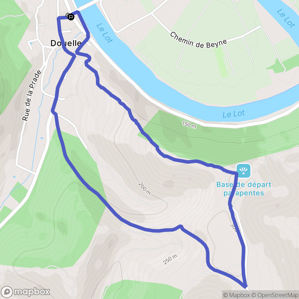 Douelle : carte du parcours de randonnée - France