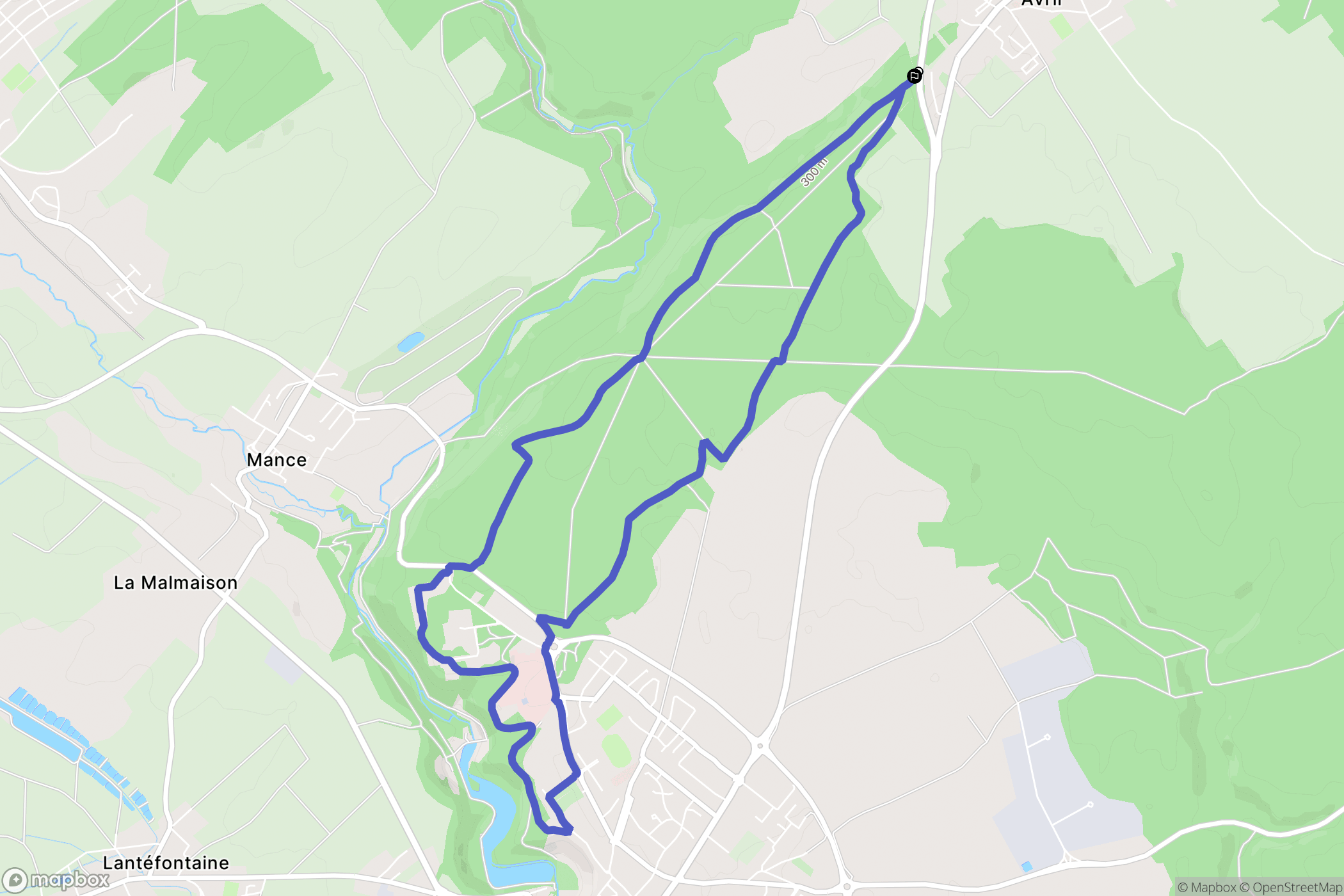 Avril : carte du parcours de randonnée - France