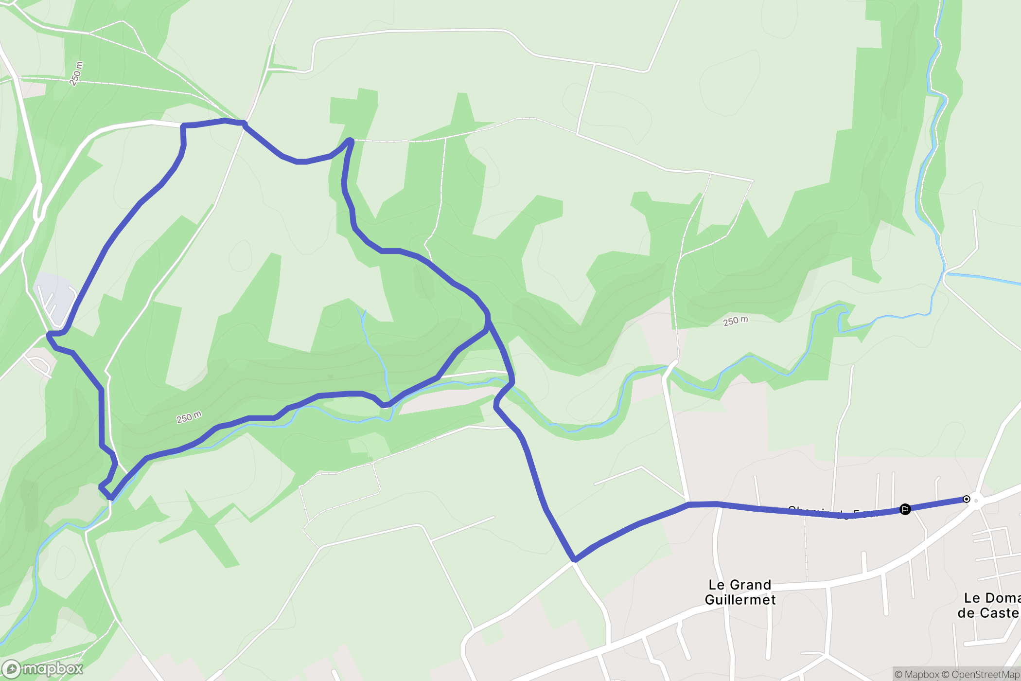 Cailloux-sur-Fontaines: routekaart voor buitenactiviteiten - France