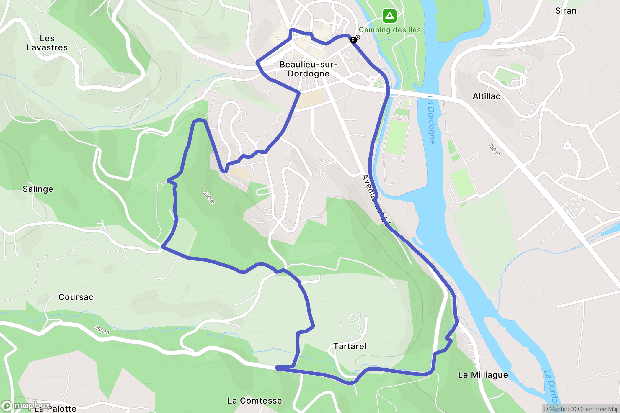 Beaulieu-sur-Dordogne : carte du parcours de randonnée - France