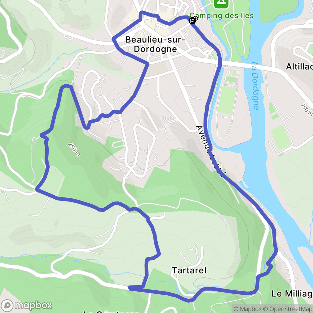 Beaulieu-sur-Dordogne : carte du parcours de randonnée - France