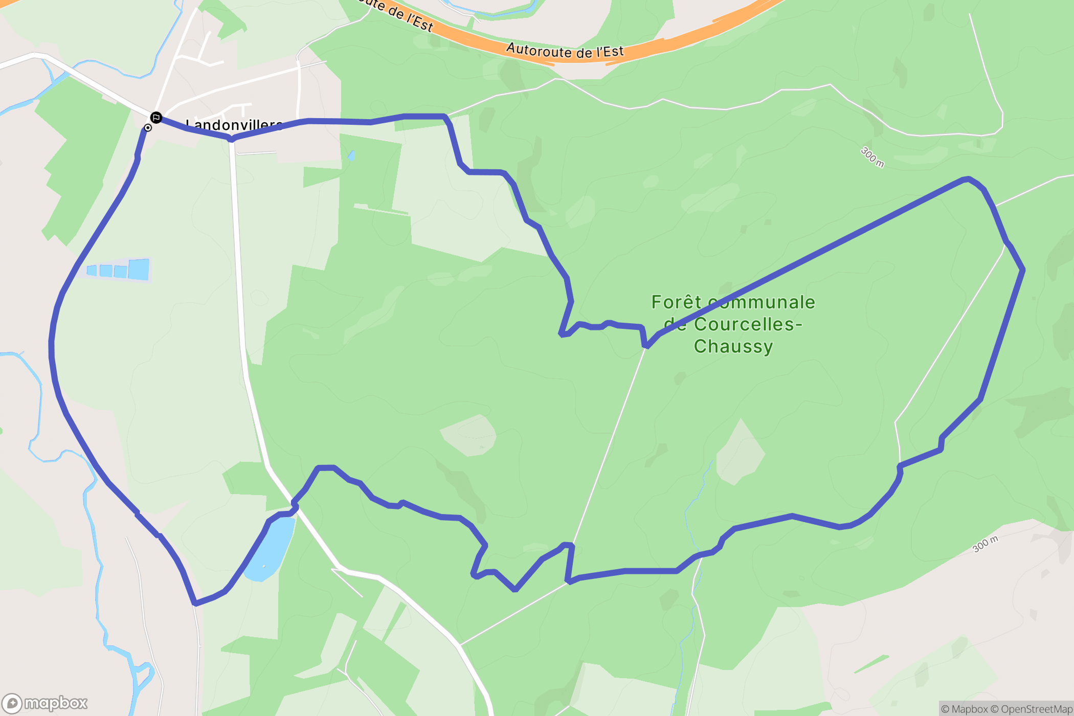 Courcelles-Chaussy : carte du parcours de randonnée - France
