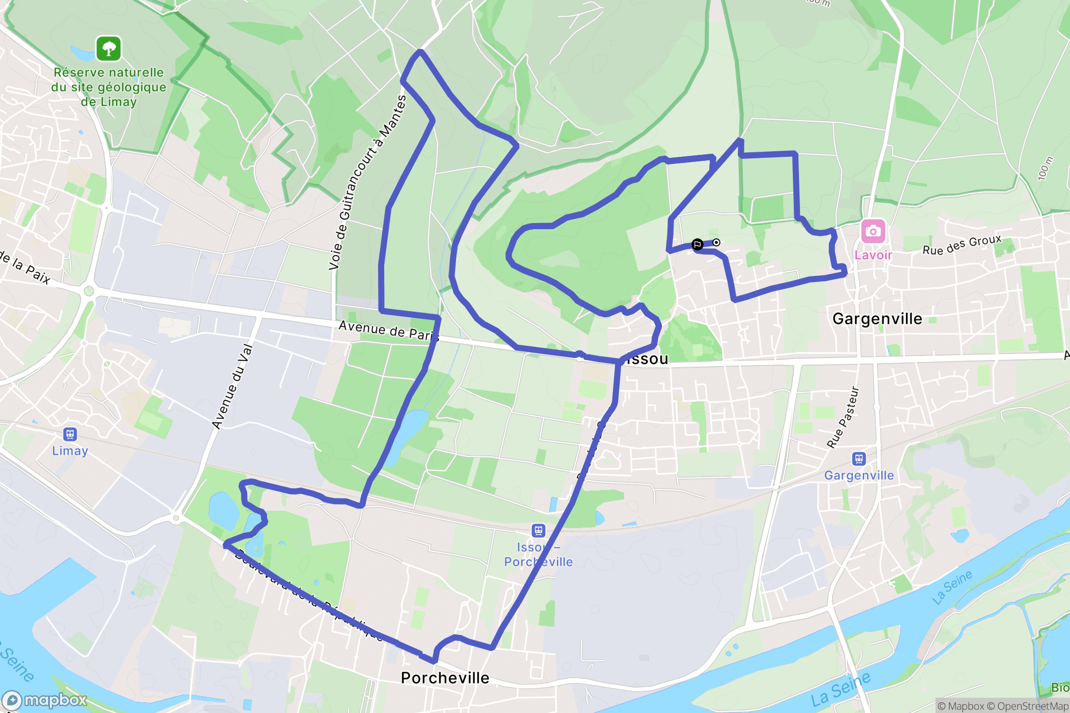 Issou : carte du parcours de randonnée - France