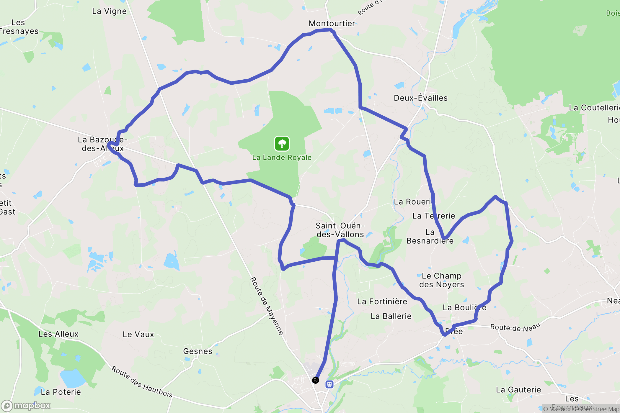 Montsûrs : carte du parcours de randonnée - France
