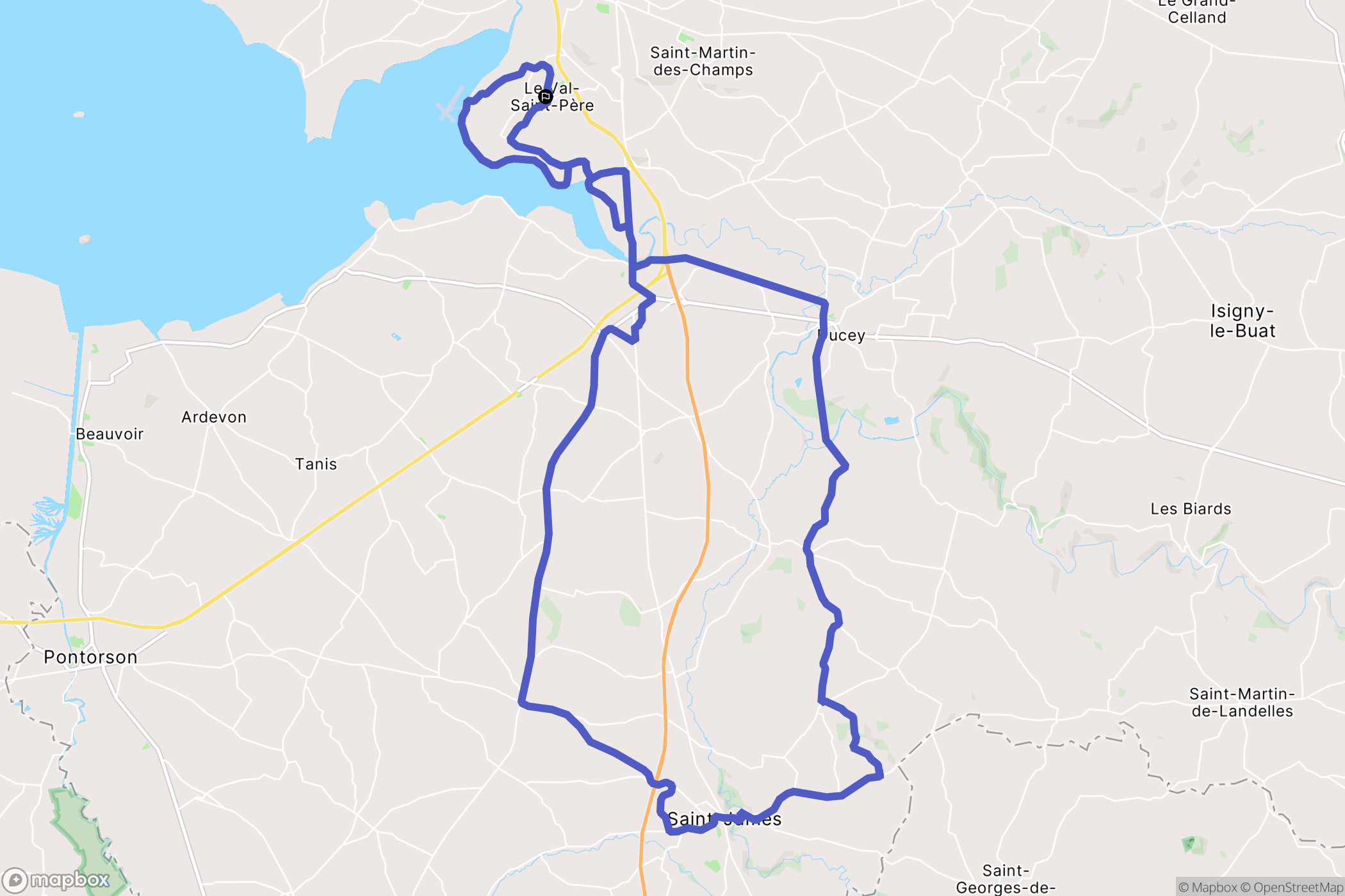 Le Val-Saint-Père : carte du parcours de randonnée - France