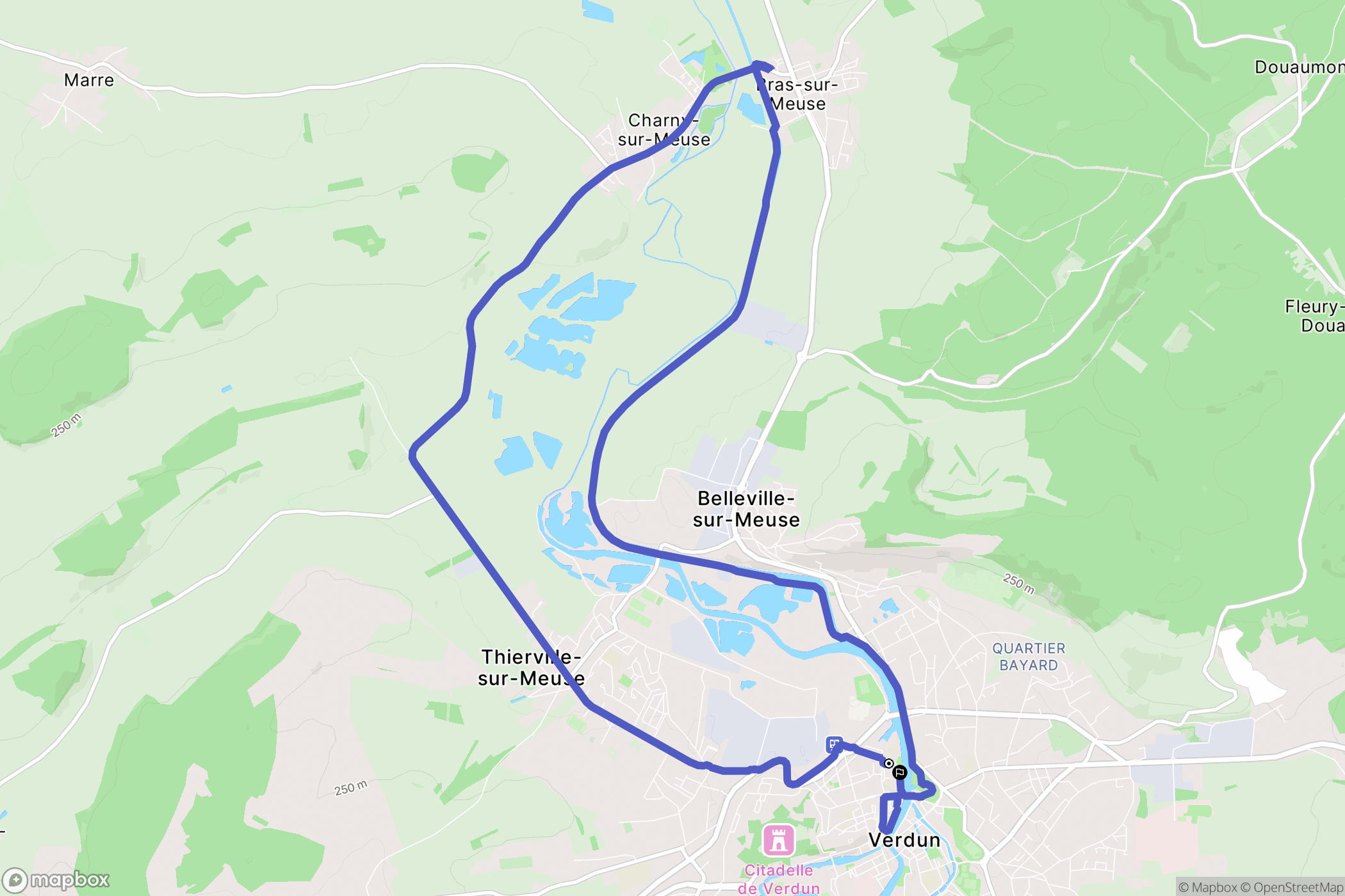 Verdun : carte du parcours de randonnée - France