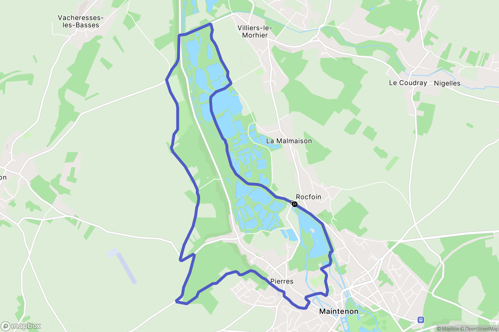 Pierres : carte du parcours de randonnée - France