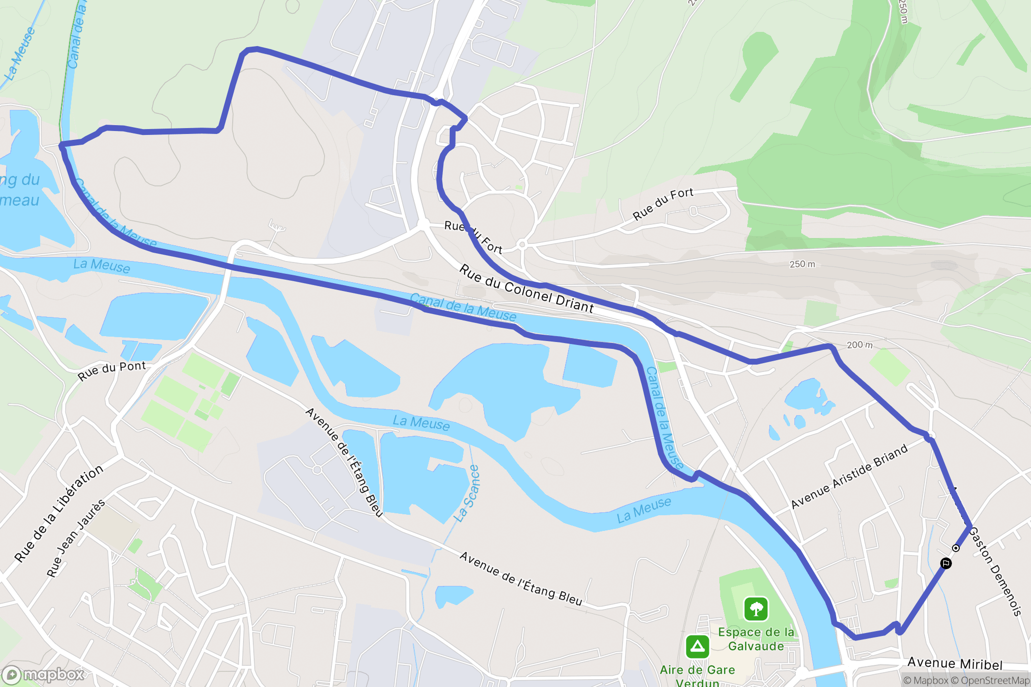 Belleville-sur-Meuse : carte du parcours de randonnée - France