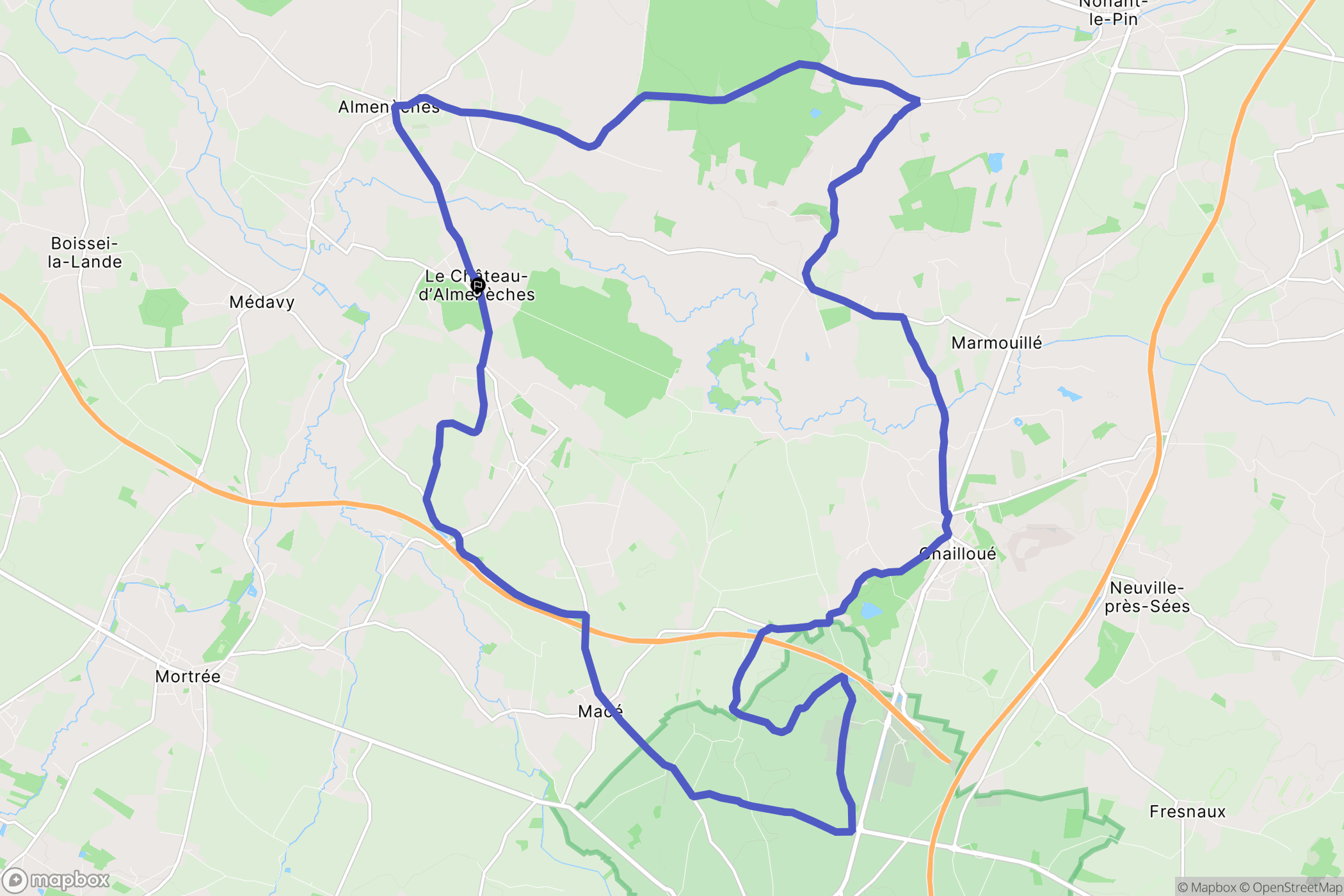Le Château-d'Almenêches : carte du parcours de randonnée - France
