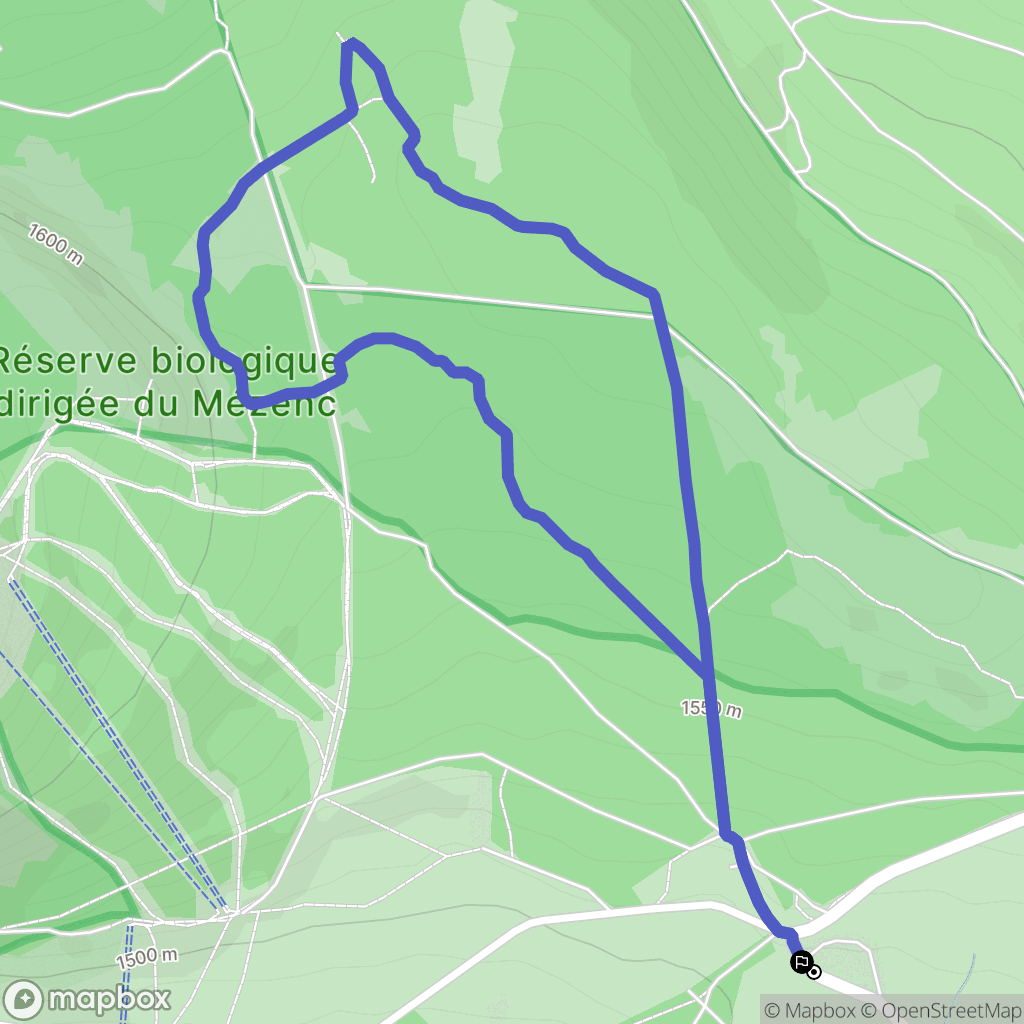 Les Estables: routekaart voor buitenactiviteiten - France