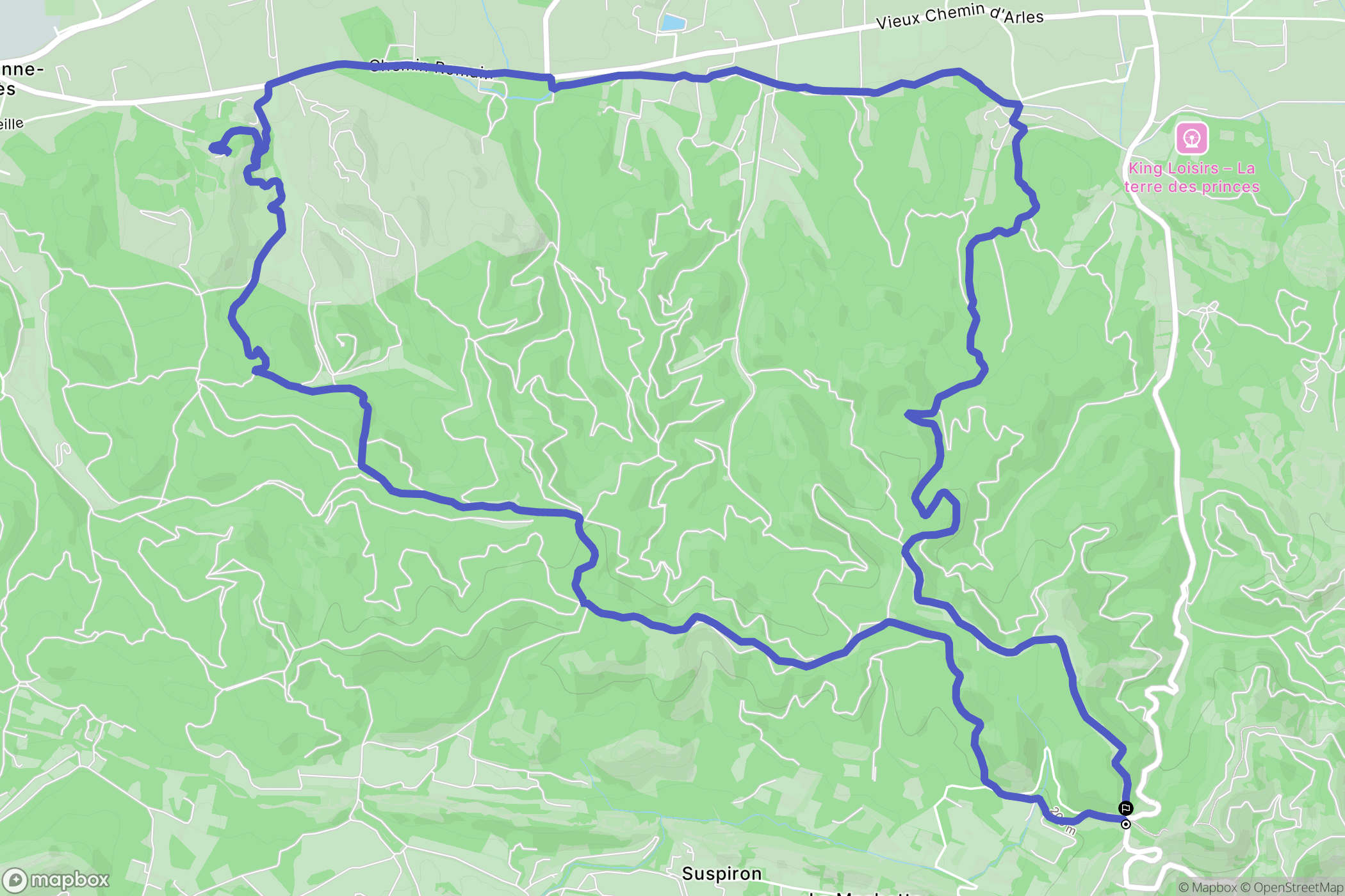 Les Baux-de-Provence : carte du parcours de randonnée - France