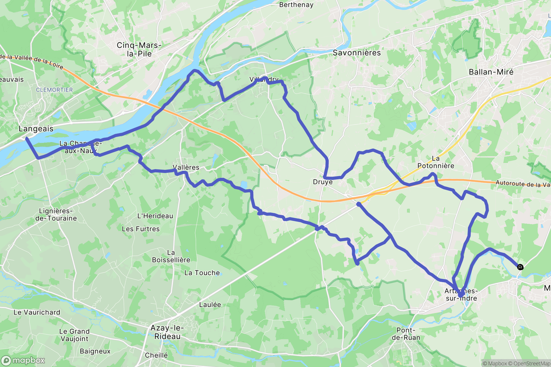 Monts : carte du parcours de randonnée - France