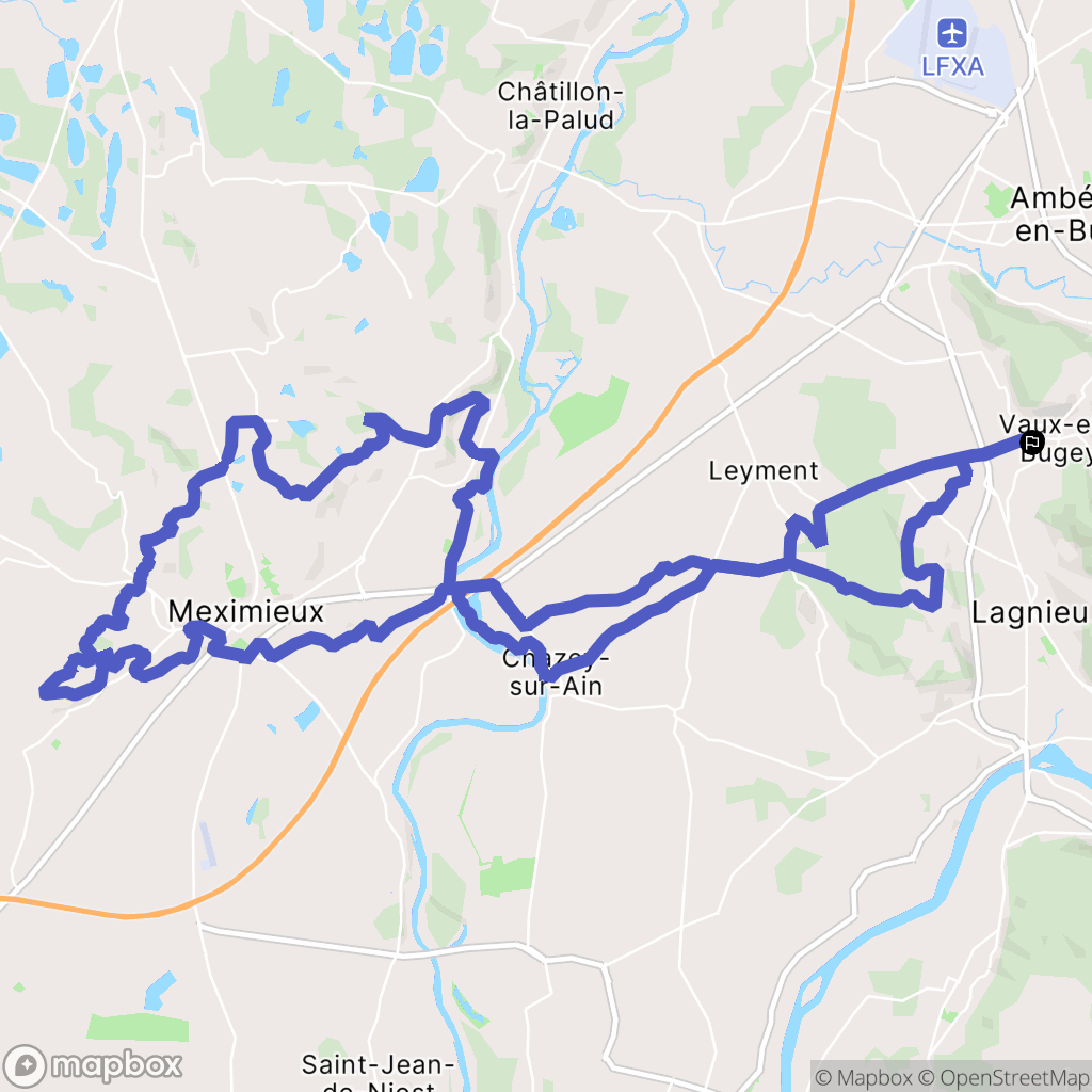 Vaux-en-Bugey : carte du parcours de randonnée - France