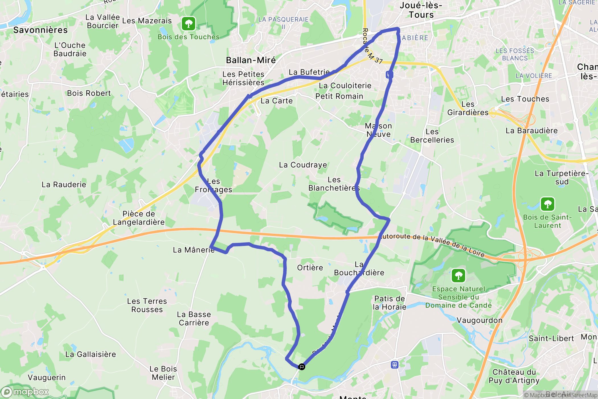 Monts : carte du parcours de randonnée - France