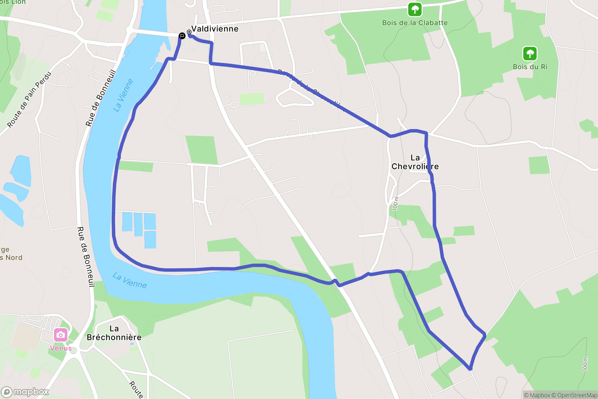 Valdivienne : carte du parcours de randonnée - France