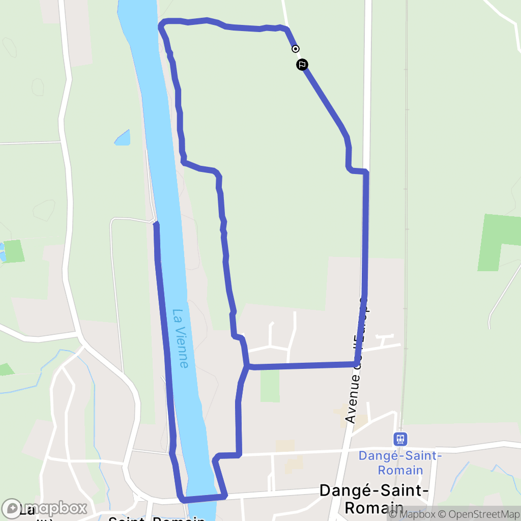 Dangé-Saint-Romain : carte du parcours de randonnée - France