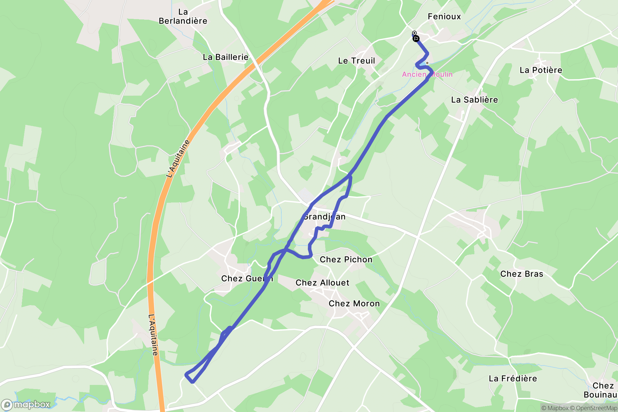 Fenioux : carte du parcours de randonnée - France