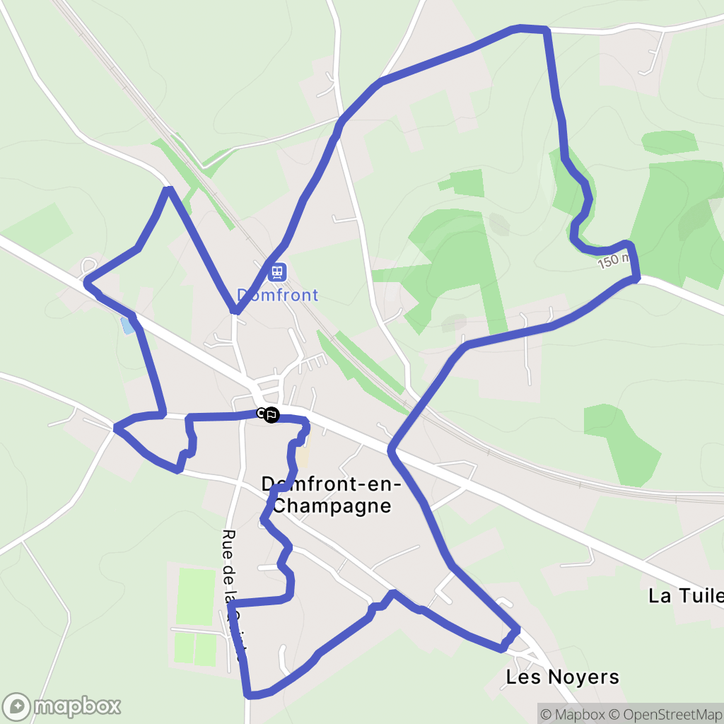 Domfront-en-Champagne : carte du parcours de randonnée - France