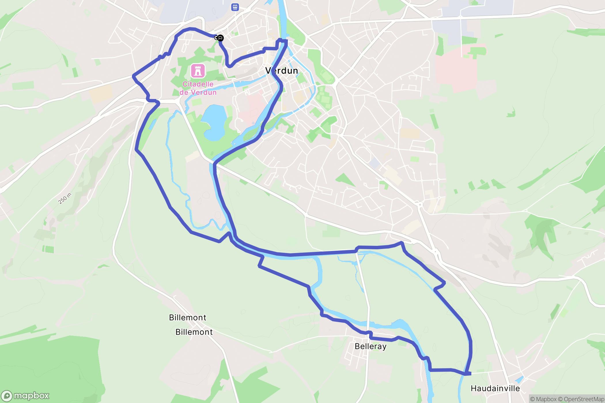 Verdun : carte du parcours de randonnée - France