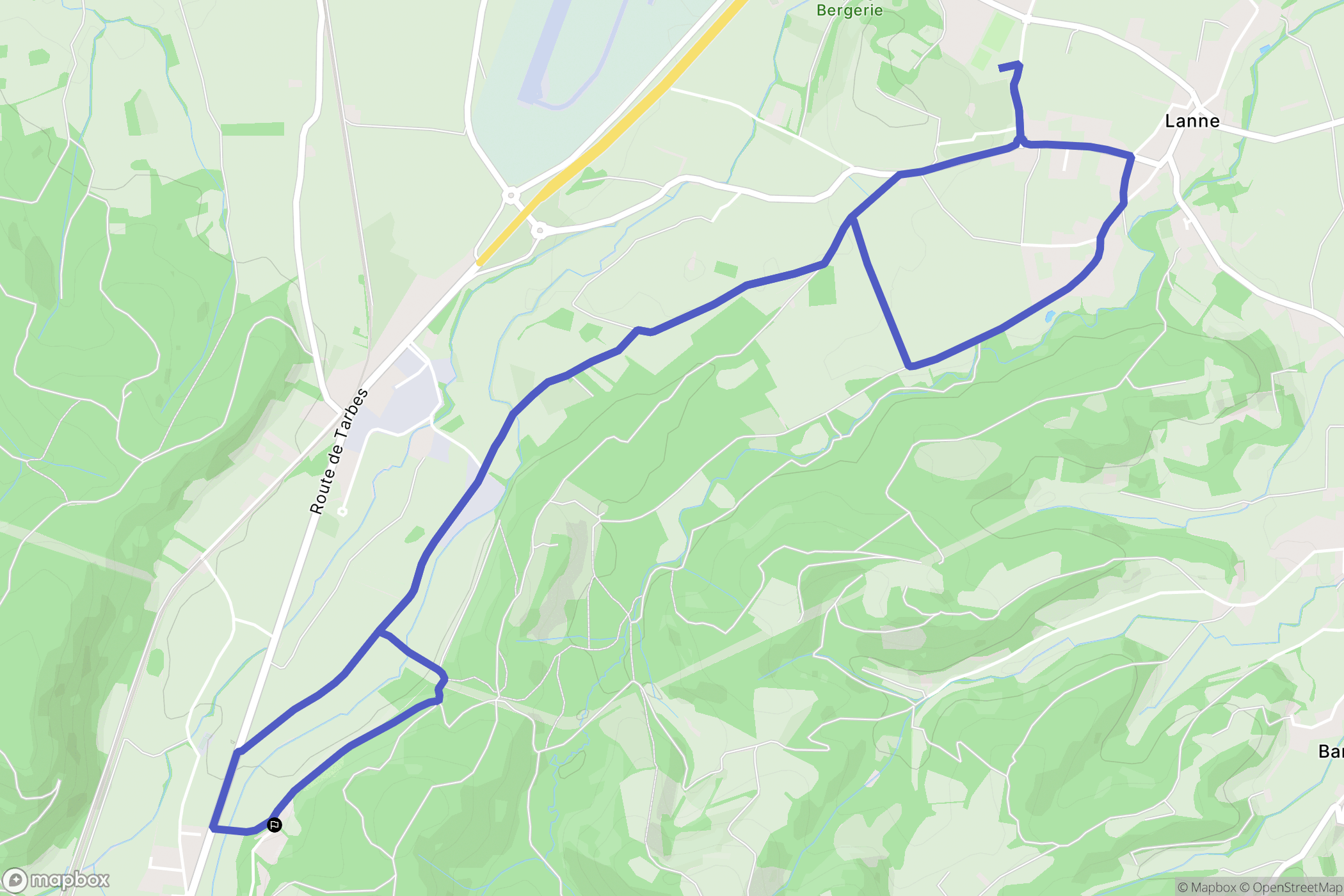 Adé : carte du parcours de randonnée - France