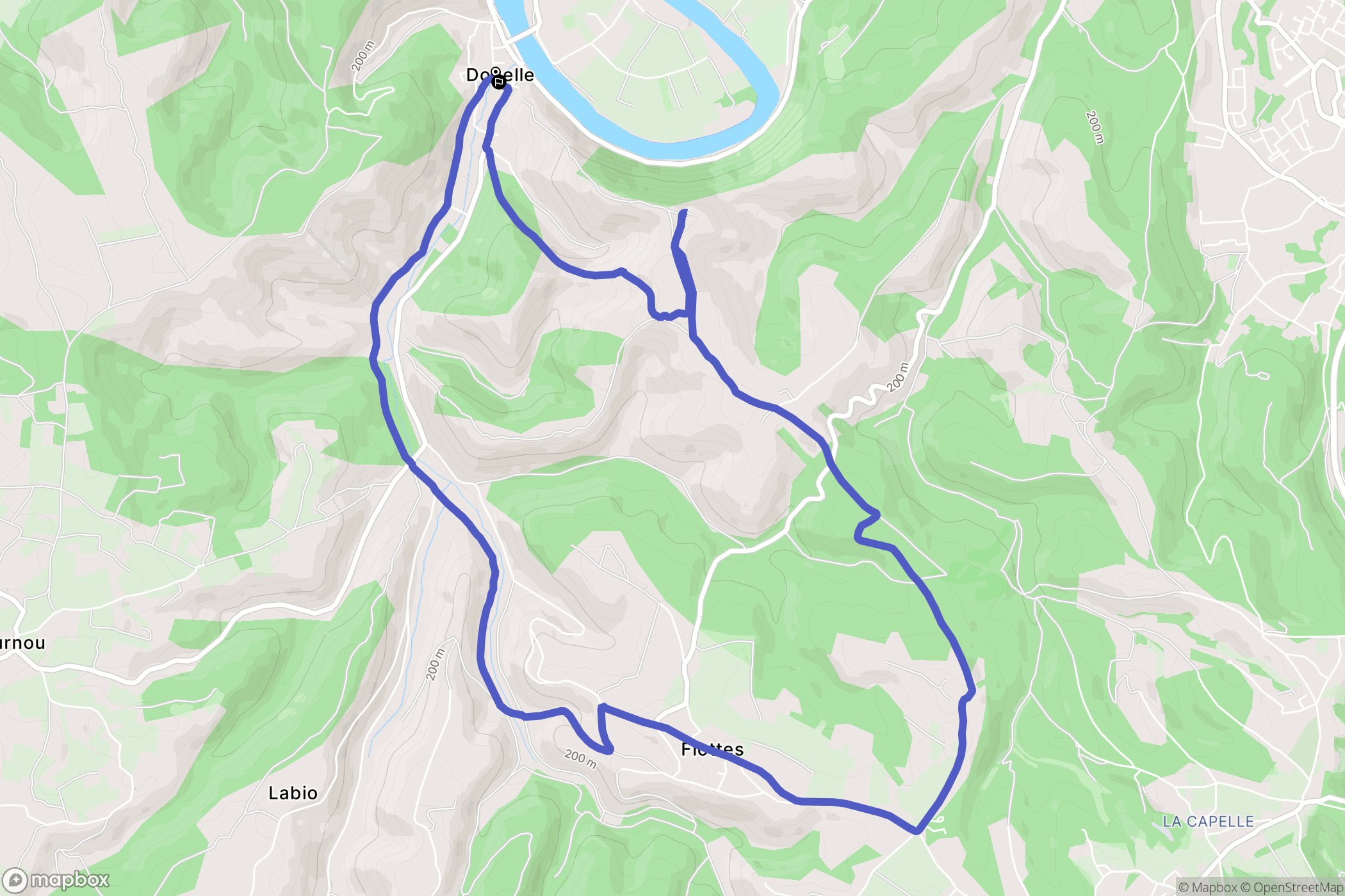 Douelle : carte du parcours de randonnée - France