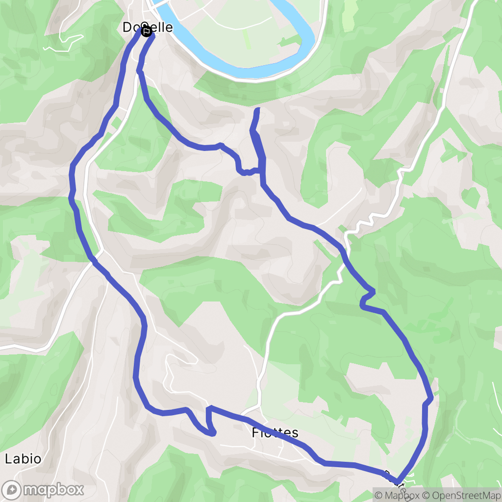 Douelle : carte du parcours de randonnée - France