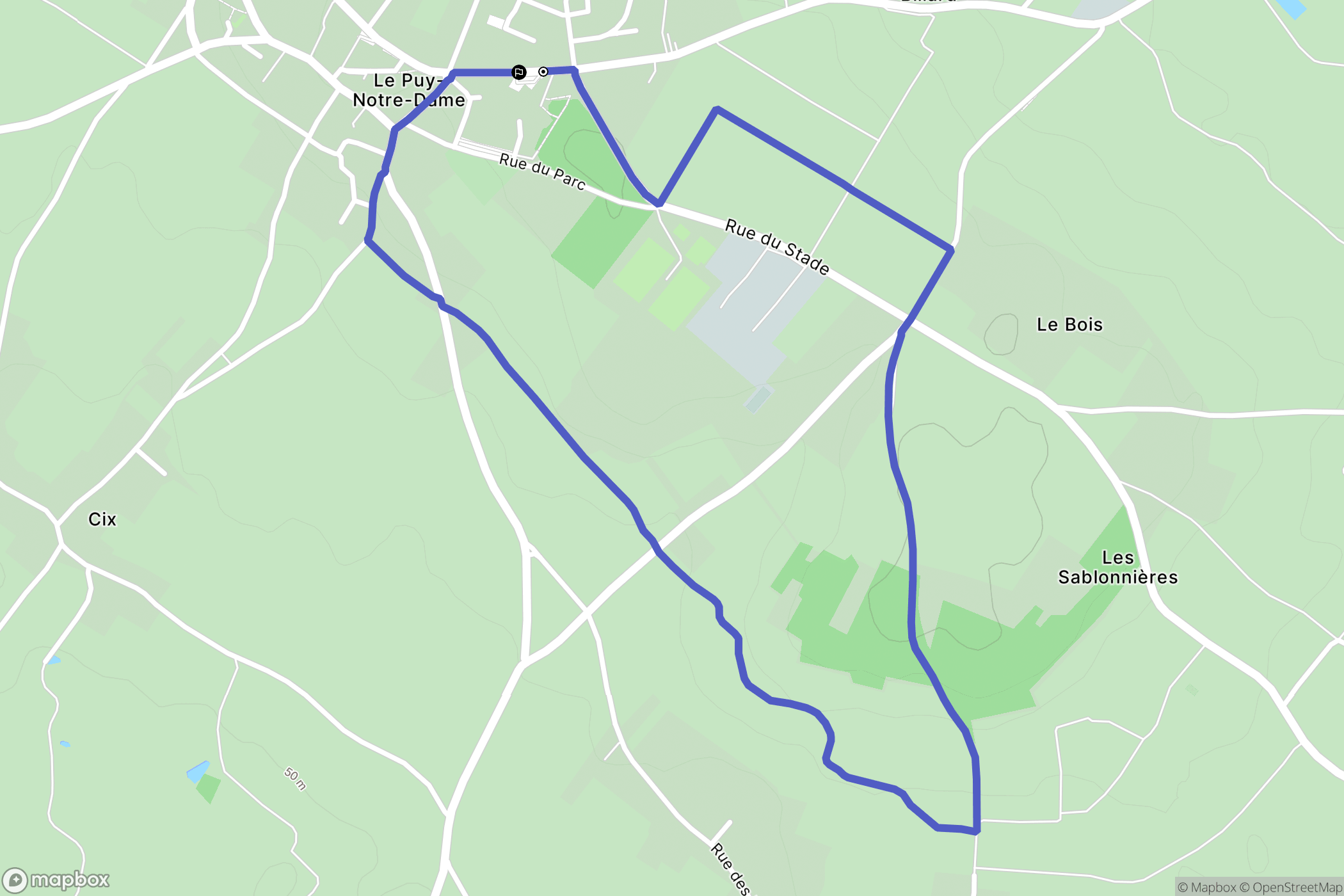 Puy-Notre-Dame: routekaart voor buitenactiviteiten - France