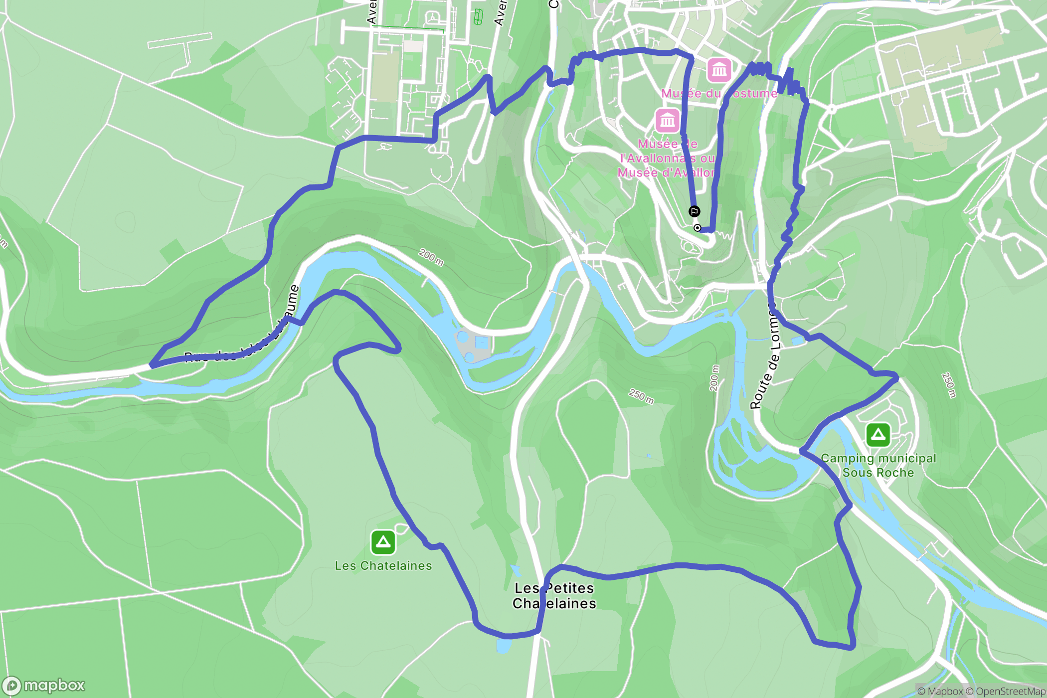 Avallon : carte du parcours de randonnée - France