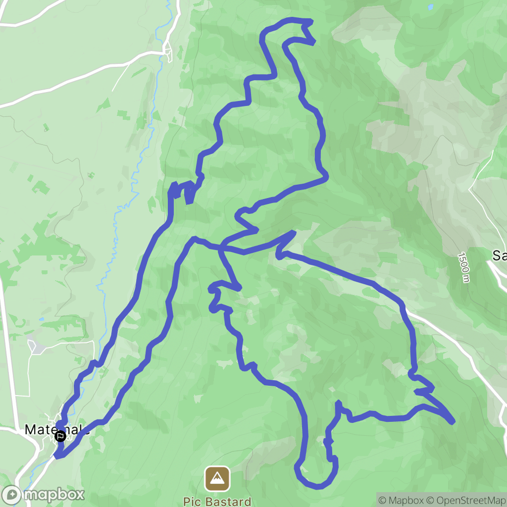 Matemale : carte du parcours de randonnée - France