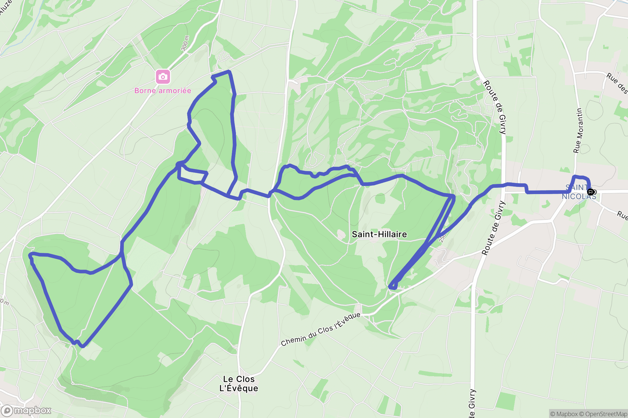 Fontaines : carte du parcours de randonnée - France