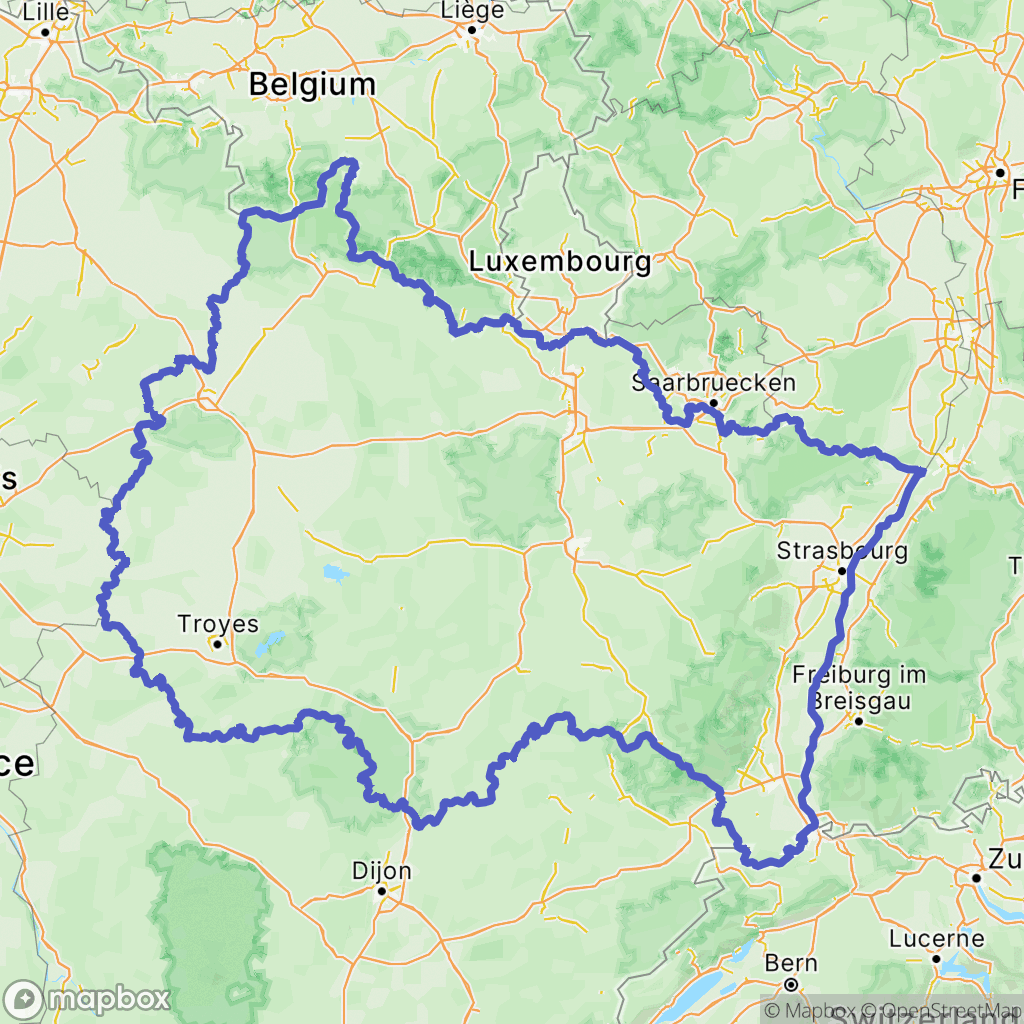 Grand Est : carte des parcours de randonnée - France