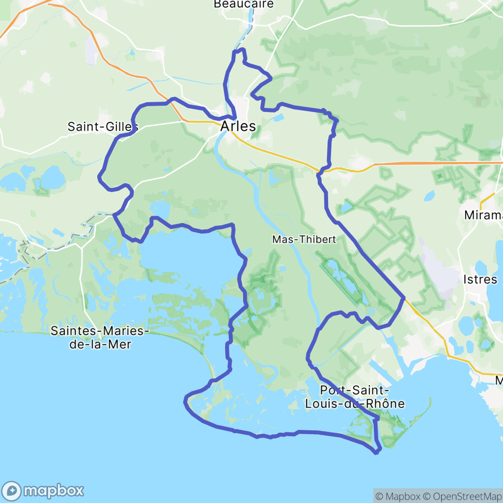 Arles : carte des parcours de randonnée - France