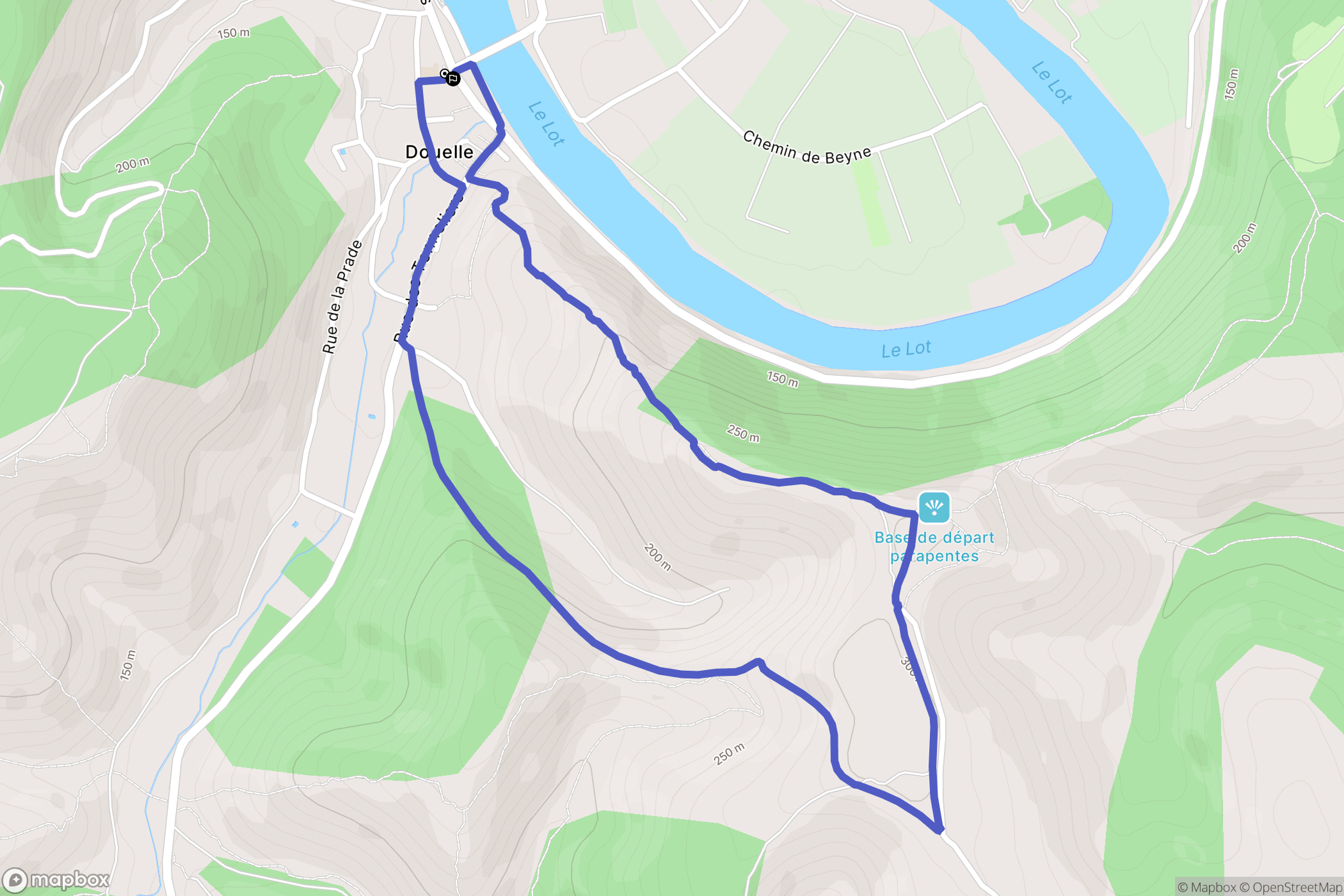 Douelle : carte du parcours de randonnée - France