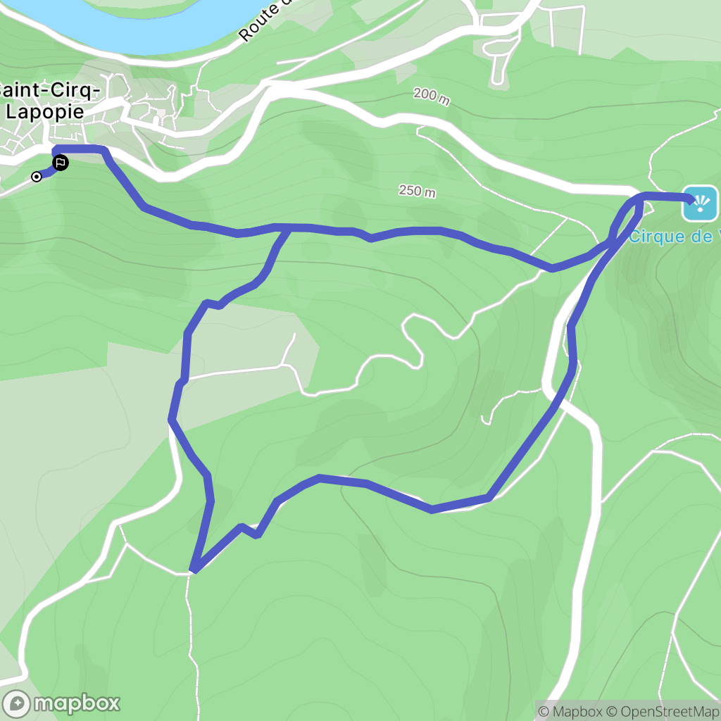 Saint-Cirq-Lapopie : carte du parcours de randonnée - France