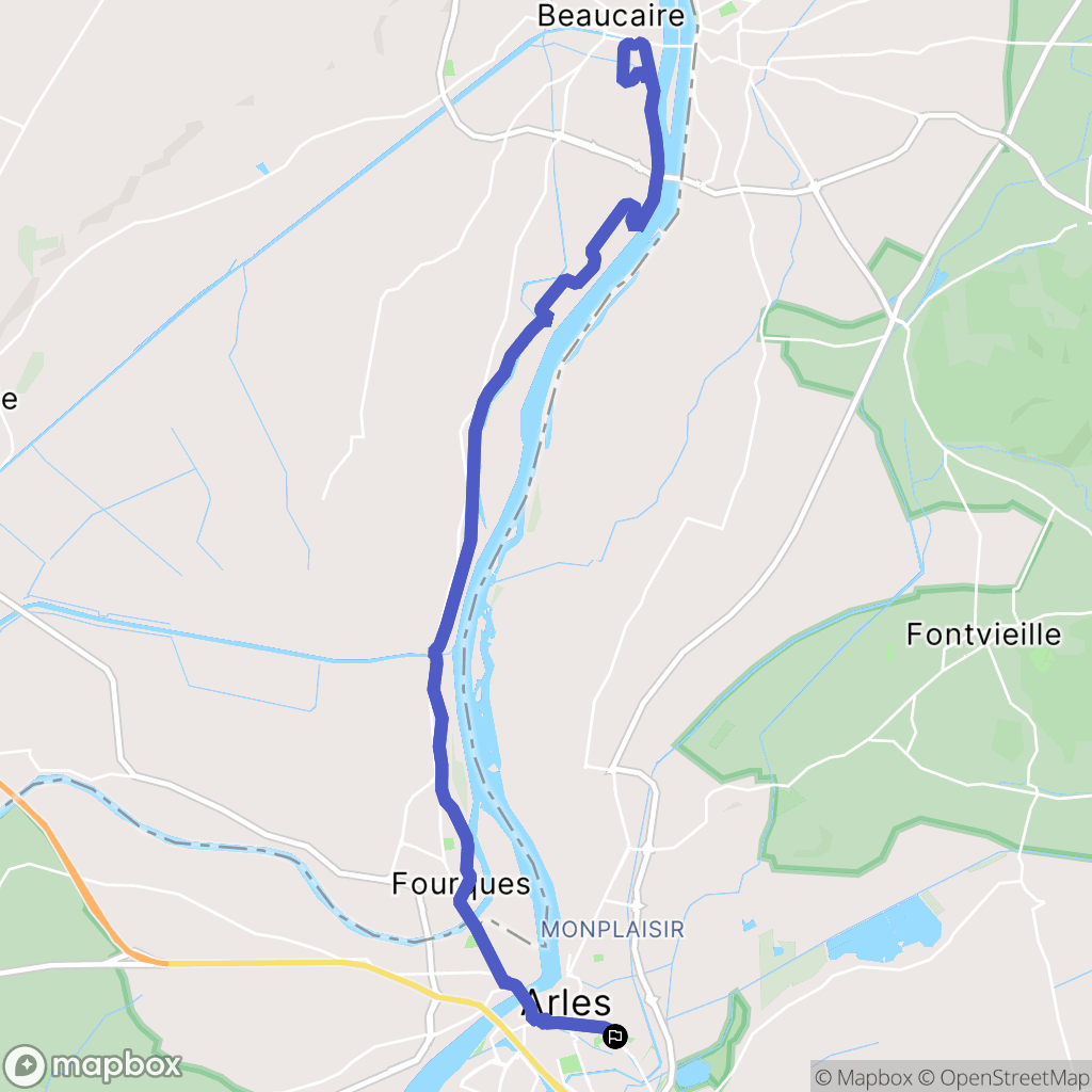 Arles : carte du parcours de randonnée - France