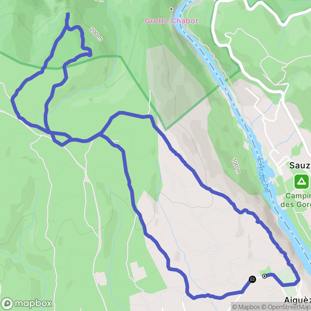 Aiguèze : carte du parcours de randonnée - France