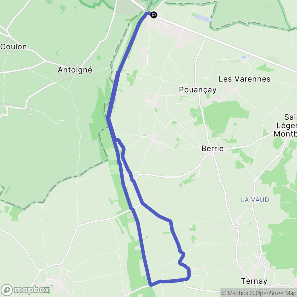 Pouançay : carte du parcours de randonnée - France