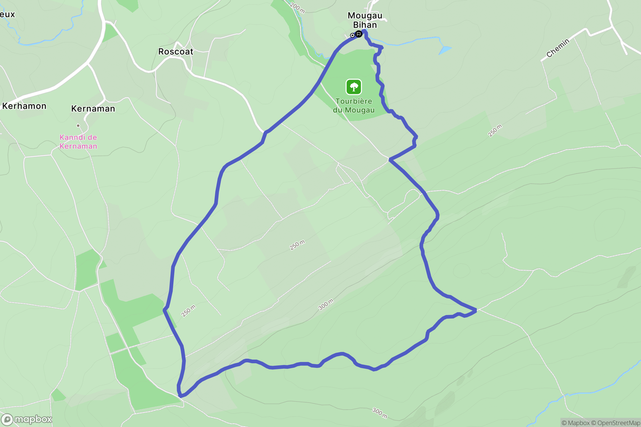 Commana : carte du parcours de randonnée - France