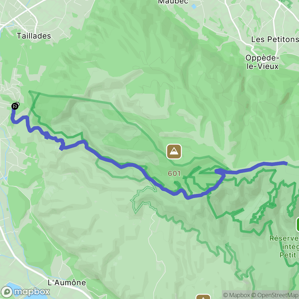 Cheval-Blanc : carte du parcours de randonnée - France