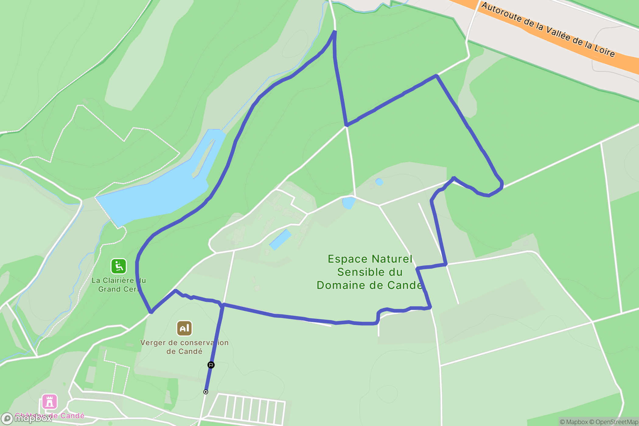 Monts : carte du parcours de randonnée - France