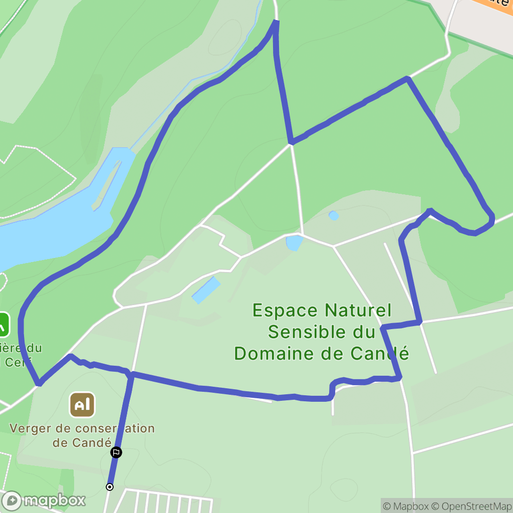 Monts : carte du parcours de randonnée - France