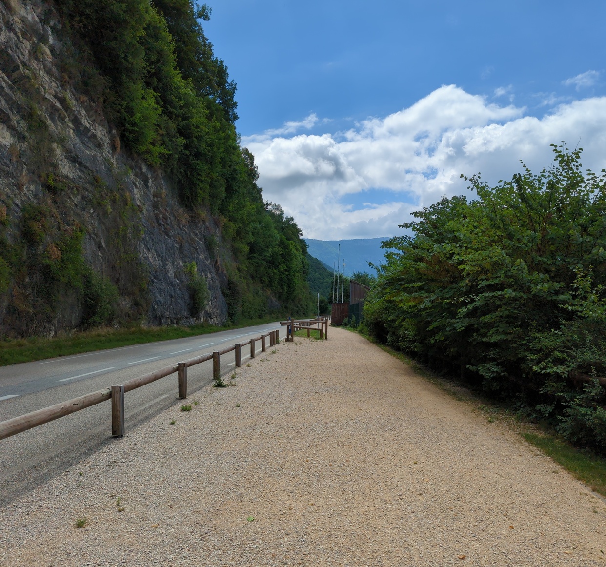 Grand tour du lac d Aiguebelette a VTC