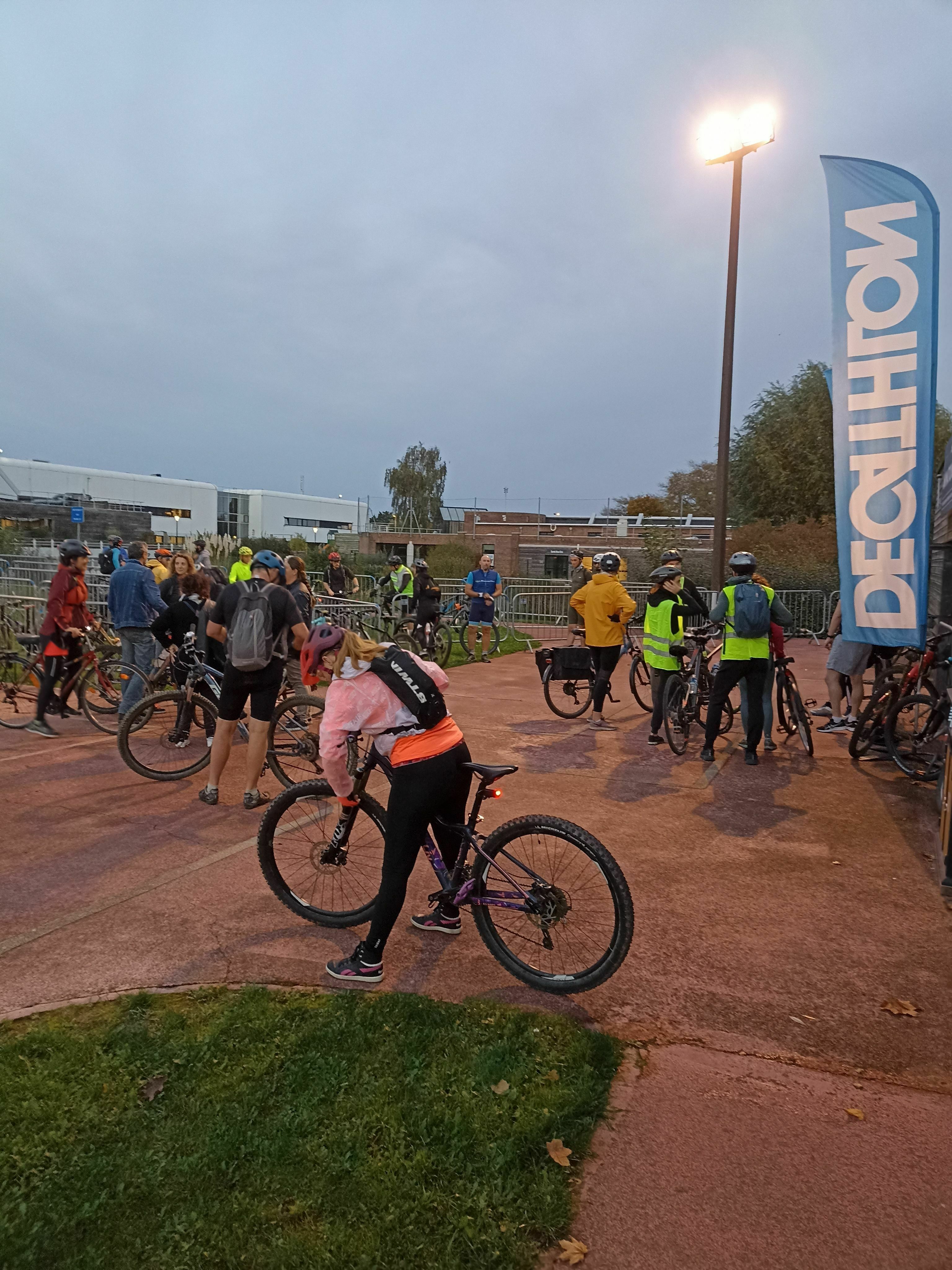 Rando nocturne de Decathlon campus