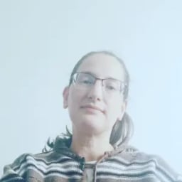 Mirela S.