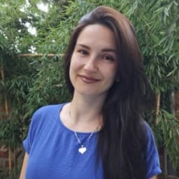 Sanela Z.
