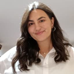 Alma H.
