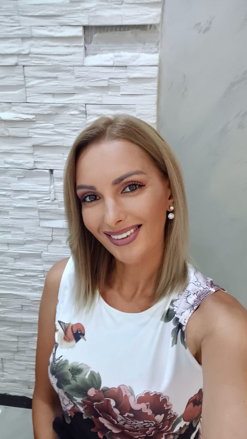 Nena N.