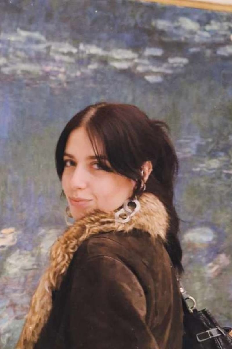 Јана В.
