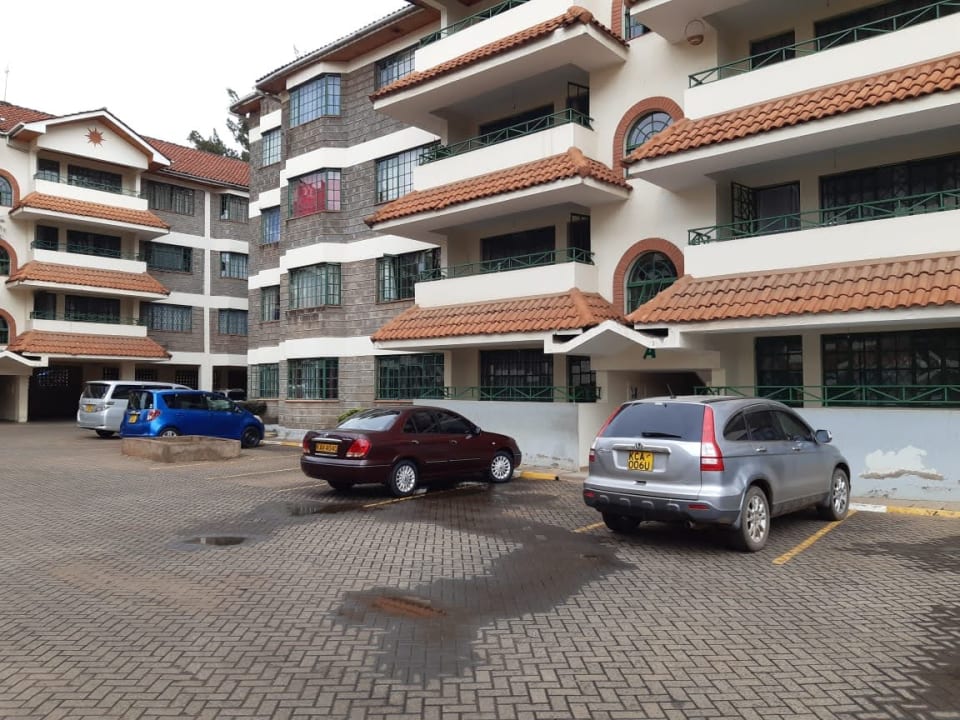 Unfurnished 3 Bedroom Apartment in Kilimani