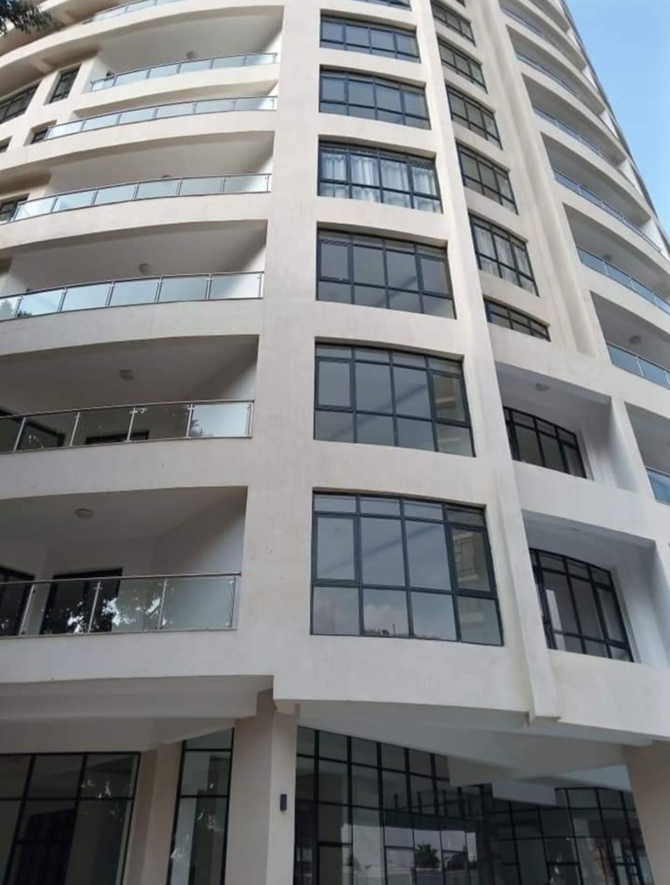 2Br unfurnished apartment in Westlands